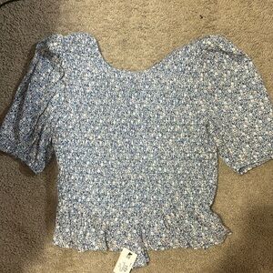 Flower shirt, with bows, never worn